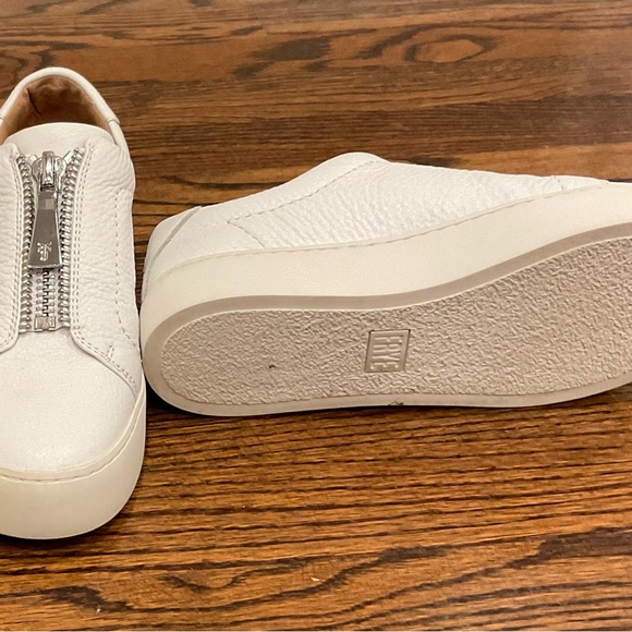 Frye Women's Lena Zip Low Leather Sneakers In White Slip OnPlatform Size 6 - Picture 5 of 7